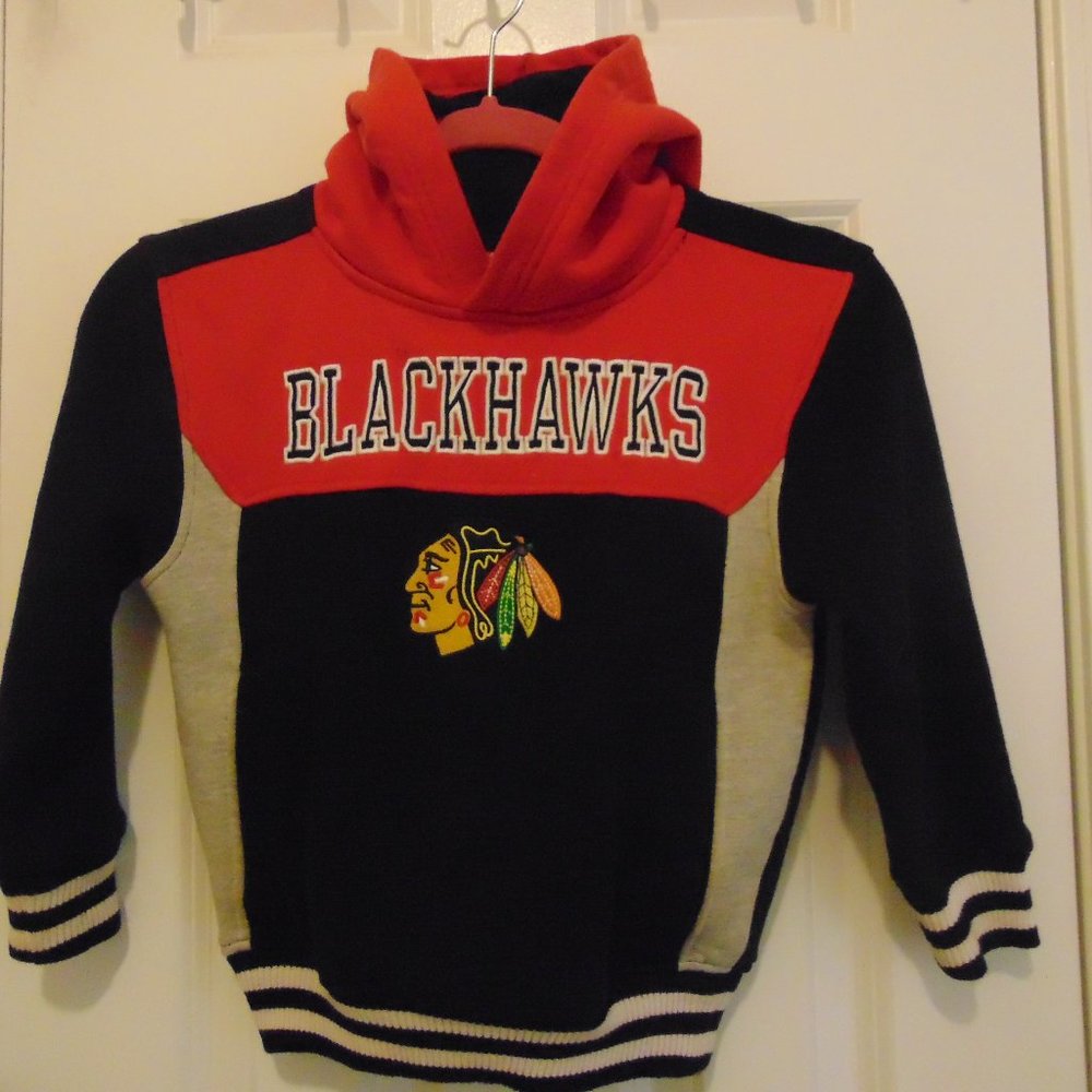 Chicago Blackhawks Childs Hooded Sweatshirt size 5-6